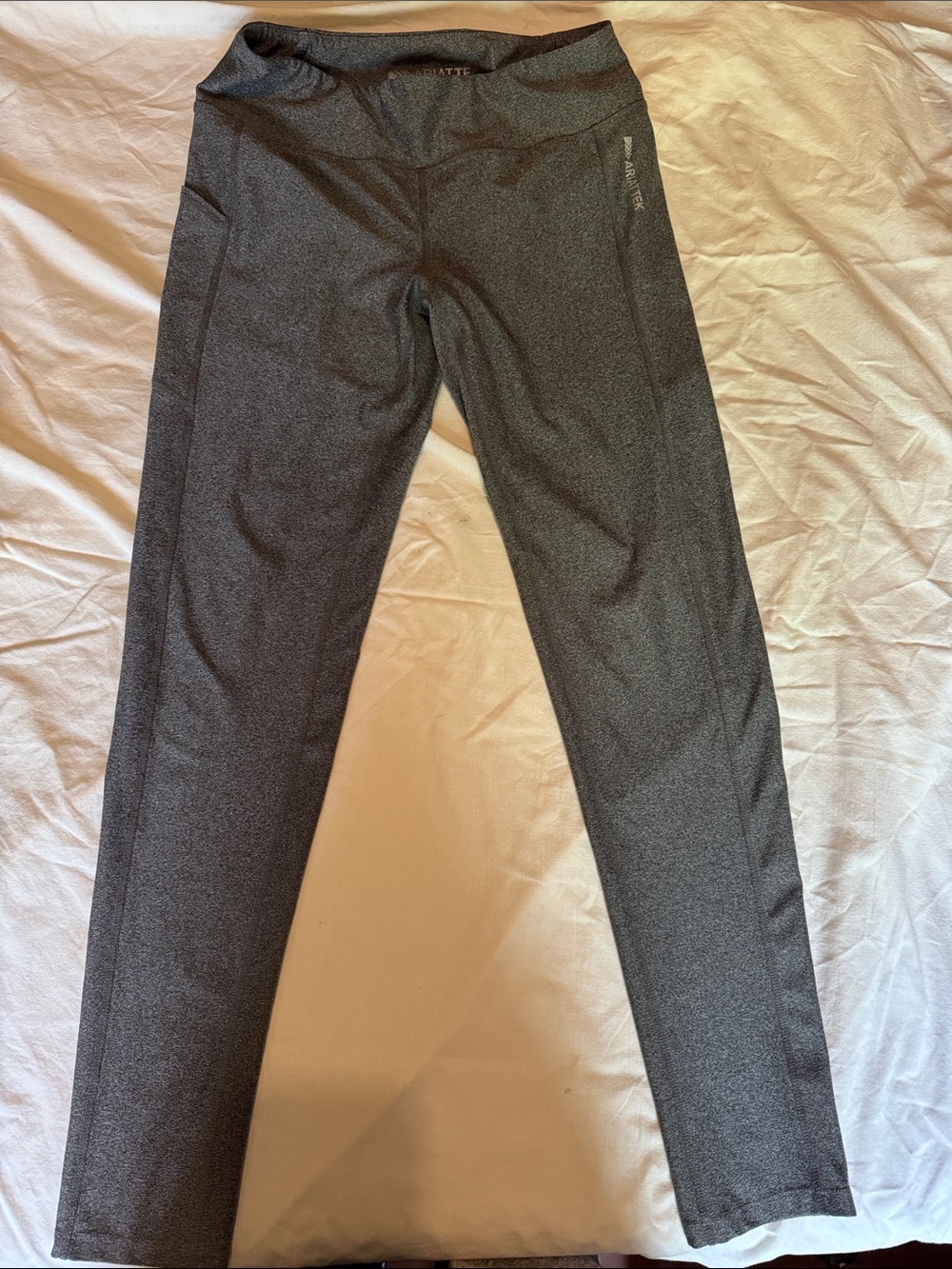 AriatTek Heat Series Leggings in Dark Gray